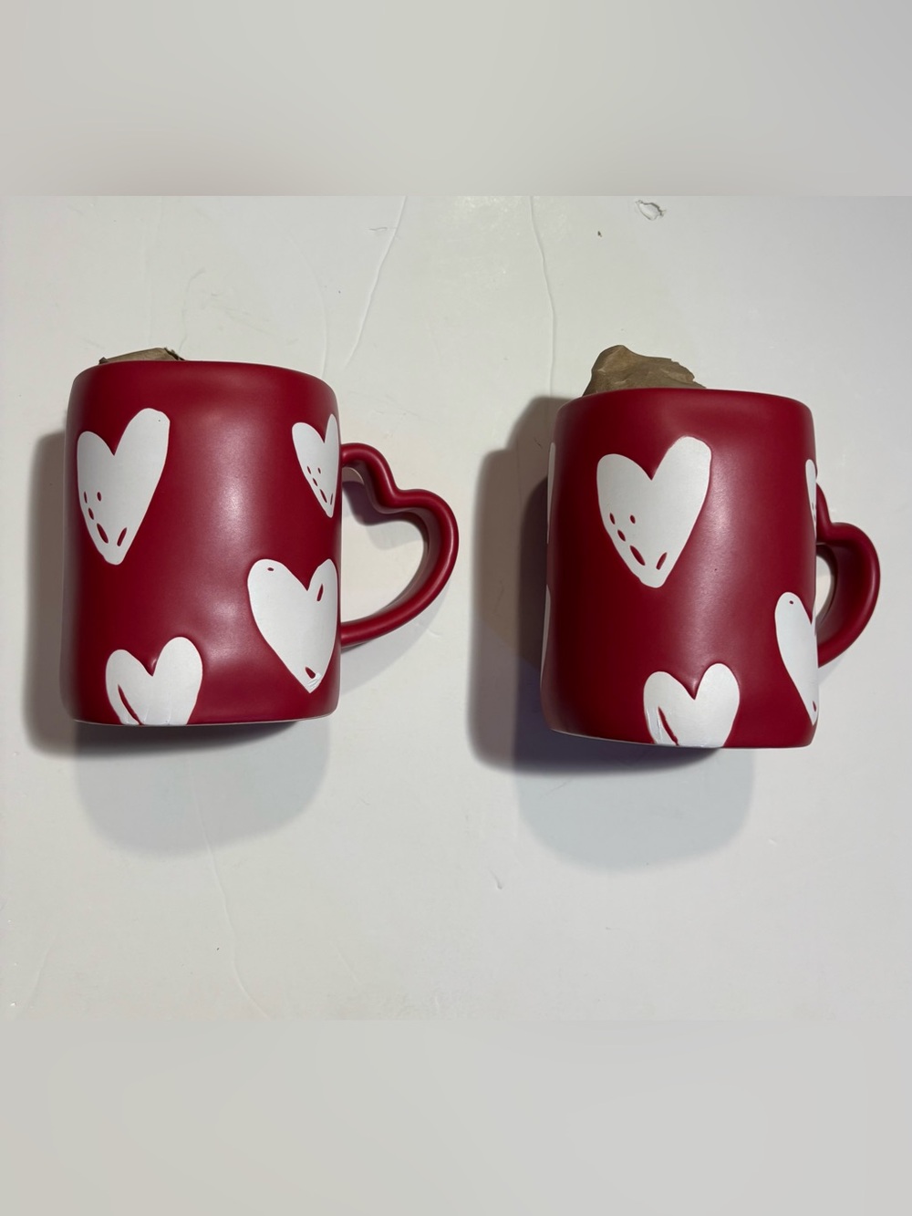 Rae Dunn artisan collection with heart-shaped handle NEW 2 mugs!